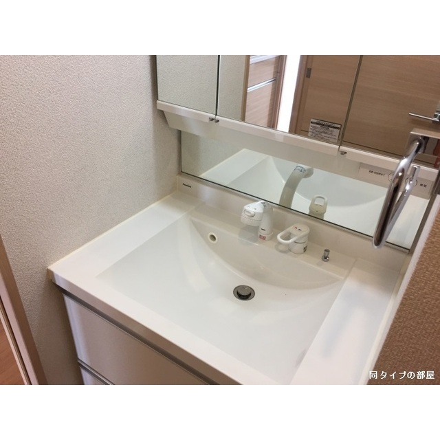 コンフォリア麻布EASTの内装写真