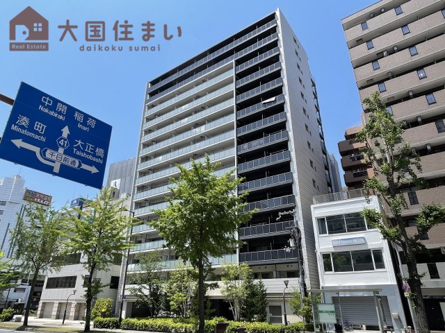イニシアブランなんばの外観写真