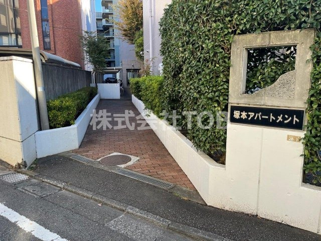 エントランス　建物の内部です