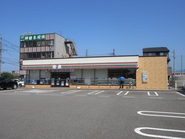 コンビニ　セブン‐イレブン 金沢米泉１０丁目店（コンビニ）まで431m