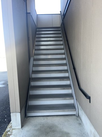ハイツ旭が丘 I号館の外観写真
