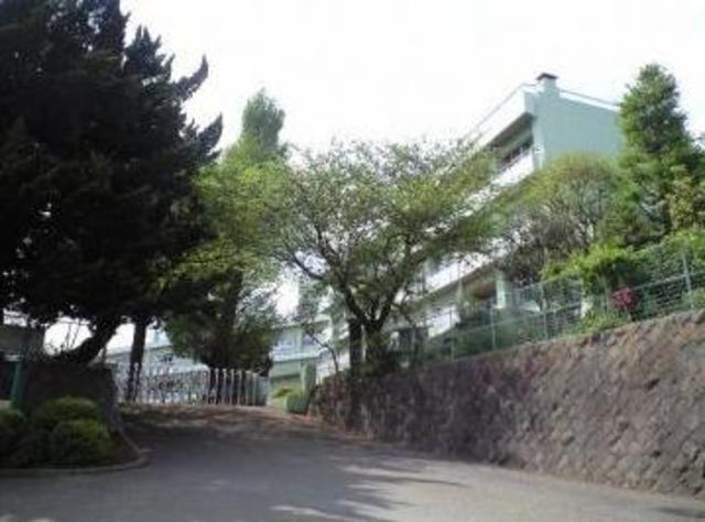 小学校　厚木市立小鮎小学校（小学校）まで654m