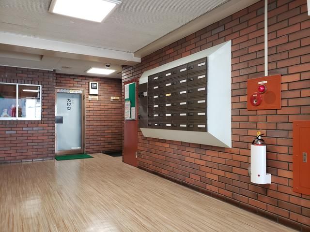 ＪＲ山手線 目白駅 徒歩1分 5階建 築50年の外観写真