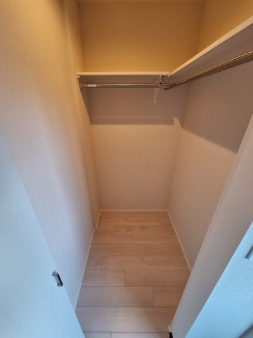 収納　★ウォークインクローゼット★