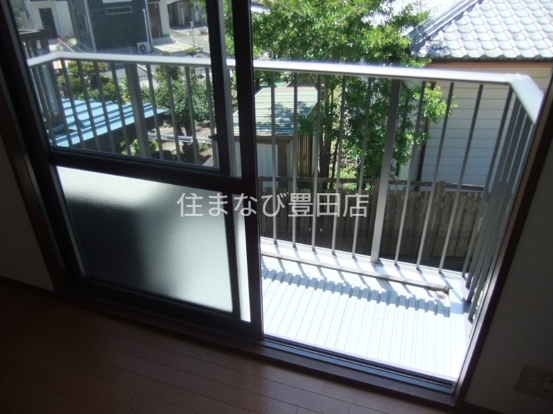 バルコニー　清掃前