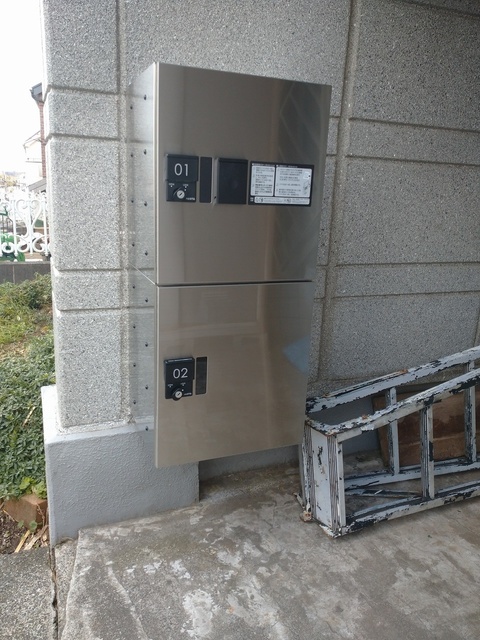 ロビー　便利な宅配ボックス