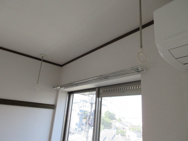 その他　雨の日の便利な室内物干フック