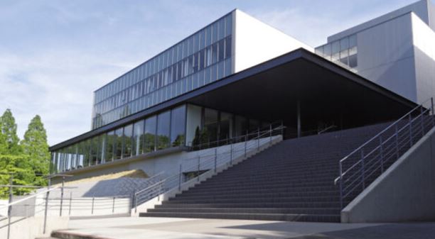 大学・短大　私立鶴見大学（大学・短大）まで1576m