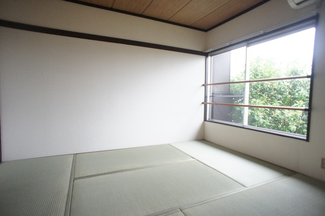 その他部屋・スペース　いぐさの香る和室でリラックスした毎日をお過ごしください