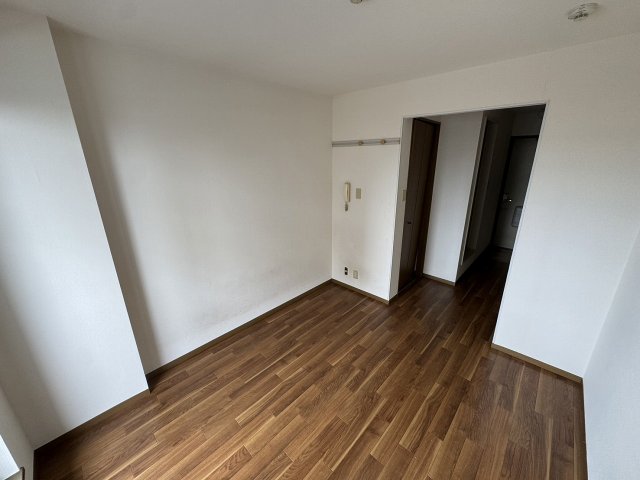 その他部屋・スペース　この写真は同マンションの他のお部屋のものです