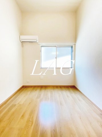 居室・リビング　洋室のお部屋です。