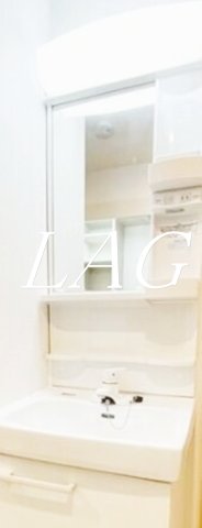 洗面設備　独立洗面台です。