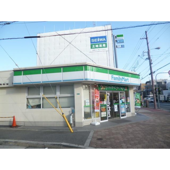コンビニ　ファミリーマート都島内代（コンビニ）まで195m