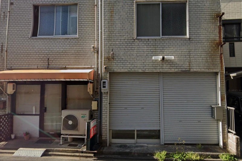飲食店　フラワー（飲食店）まで170m