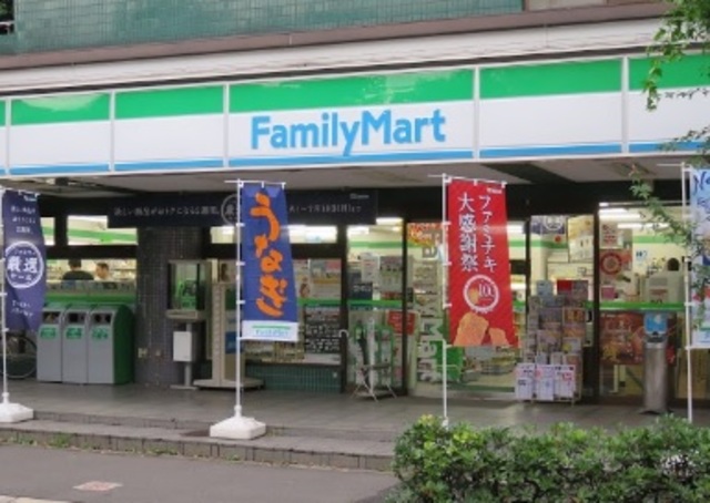 コンビニ　ファミリーマート府中東芝南門通り店（コンビニ）まで903m