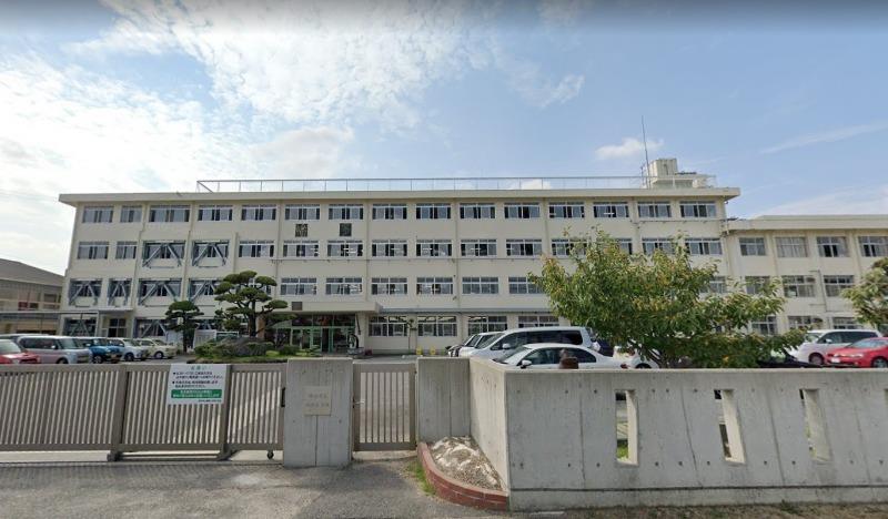 小学校　幡多小学校（小学校）まで137m