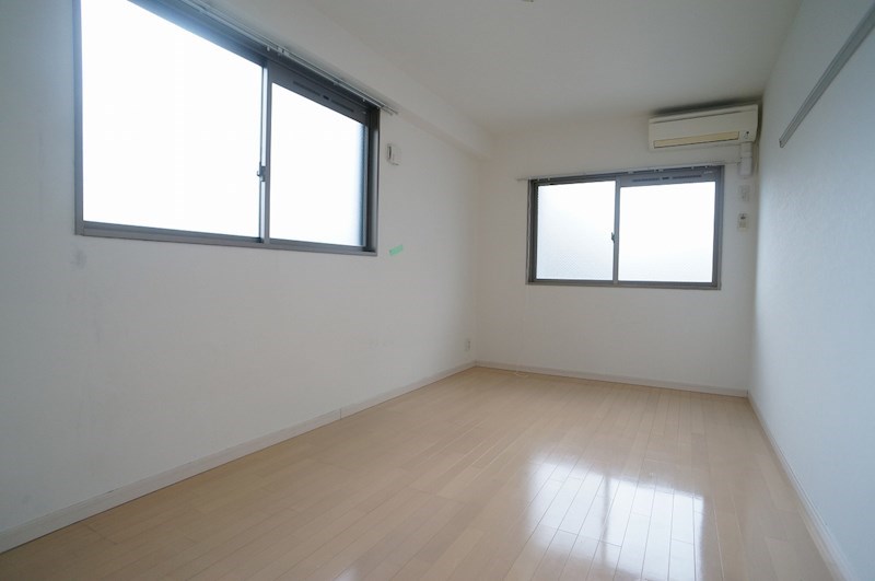 その他部屋・スペース　洋室が3部屋あります。