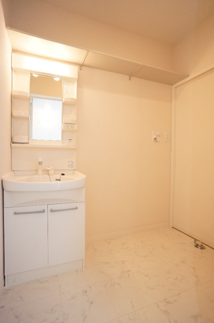 洗面設備　シャンプードレッサー仕様！