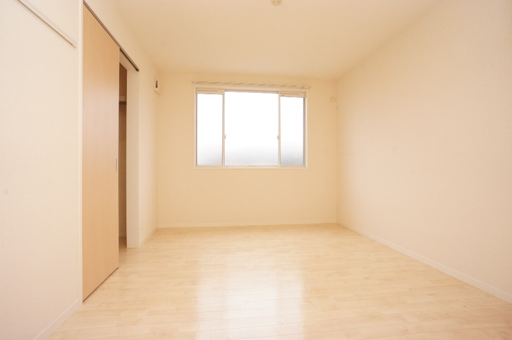 ドラックストア　クリエイトエス・ディー逗子久木店（ドラッグストア）まで1163m