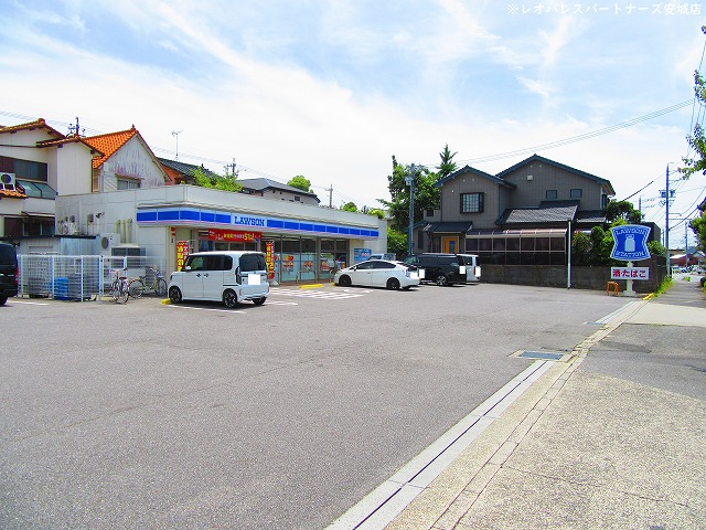 コンビニ　ローソン岡崎上地五丁目店（コンビニ）まで539m