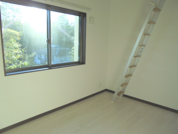 居室・リビング　お部屋はこんな感じになってます