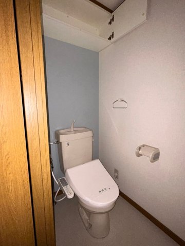 【ルネサンス新屋敷のトイレ】
