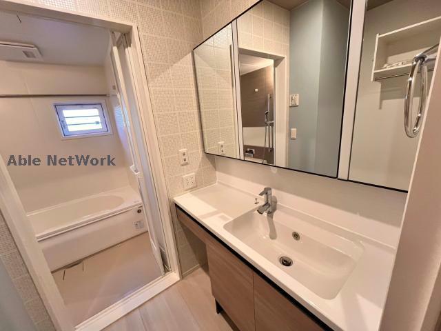 洗面設備　※同型