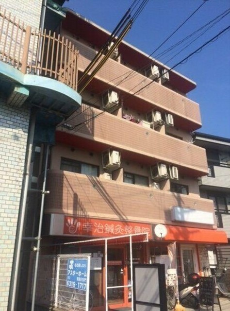 吹田市岸部南のマンションの建物外観