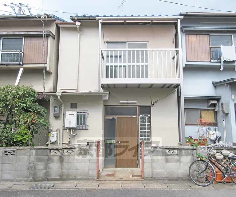 東野南井ノ上町貸家の建物外観