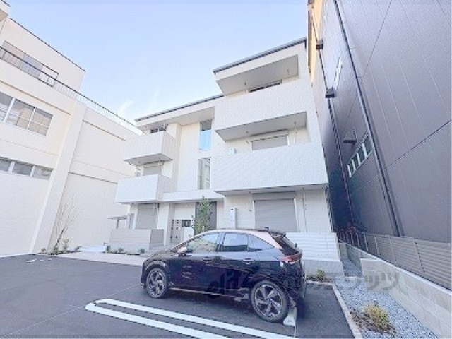 ＨＥＢＥＬＭＡＩＳＯＮ桂小橋の建物外観