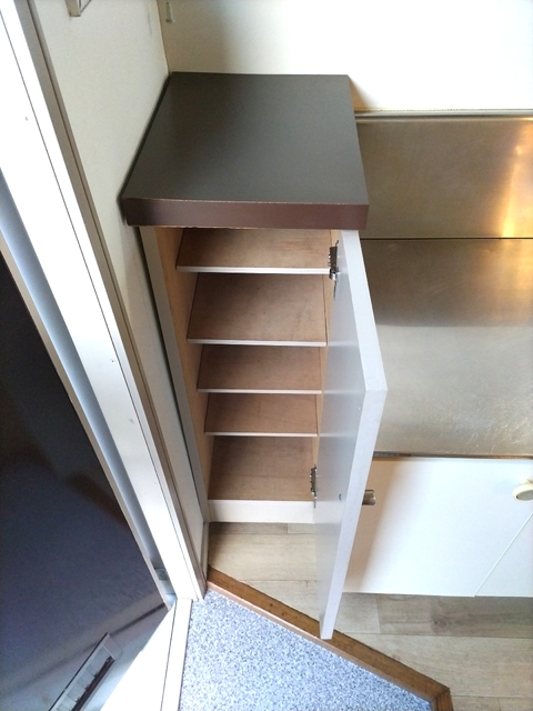 玄関　玄関横のシューズＢＯＸです☆