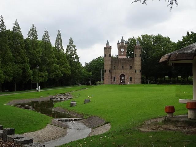 【サンモールIIの公園】