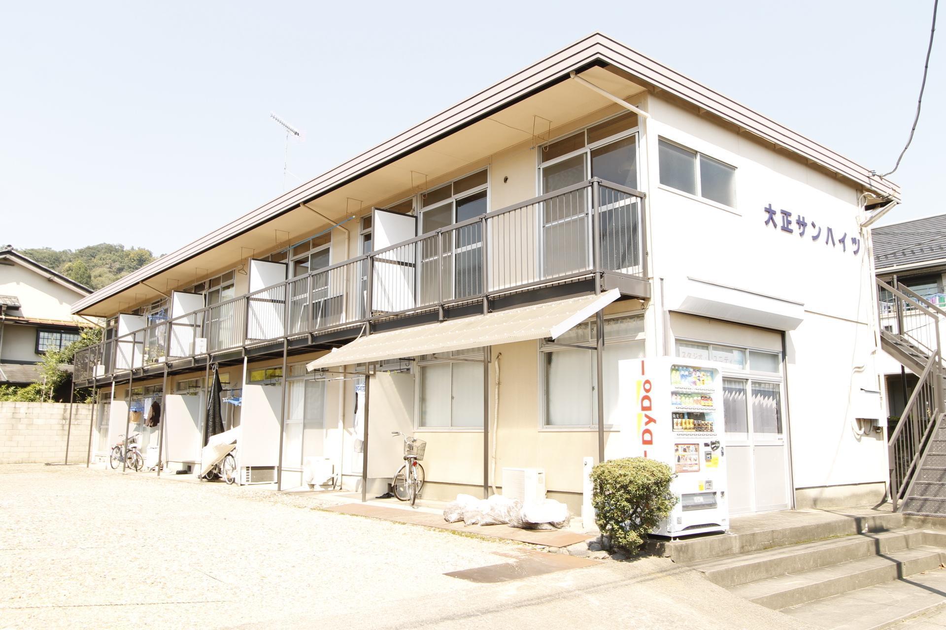 建物外観　南向きで日当たり良好★