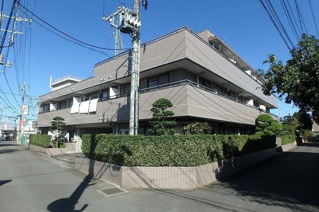 さいたま市見沼区大和田町のマンションの建物外観