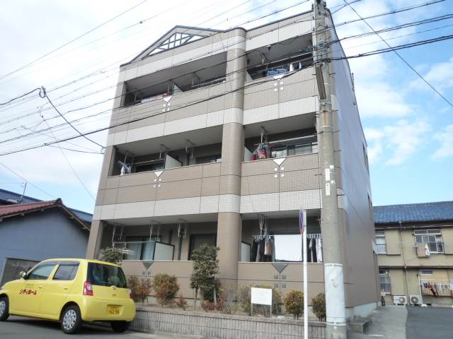 名古屋市熱田区四番のマンションの建物外観