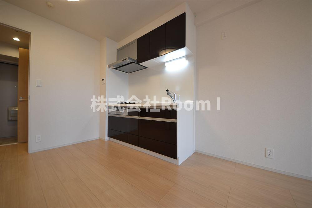 キッチン　コンパクトなキッチンで掃除もラクラク