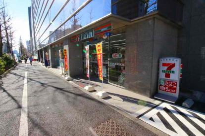 コンビニ　セブンイレブン 小石川白山通り店（コンビニ）まで416m