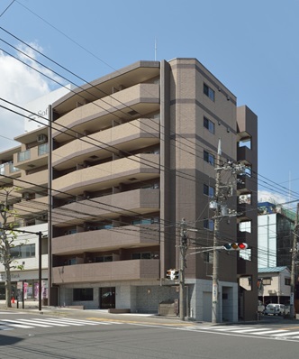 建物外観　前面棟が無く陽当たり良好です☆駅近で利便性の良い立地♪