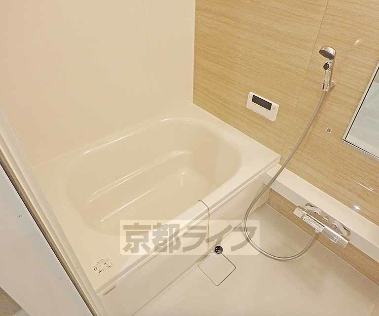 バス・シャワールーム　オシャレなバスルームです。