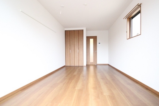 居室・リビング　※別号室のお写真です