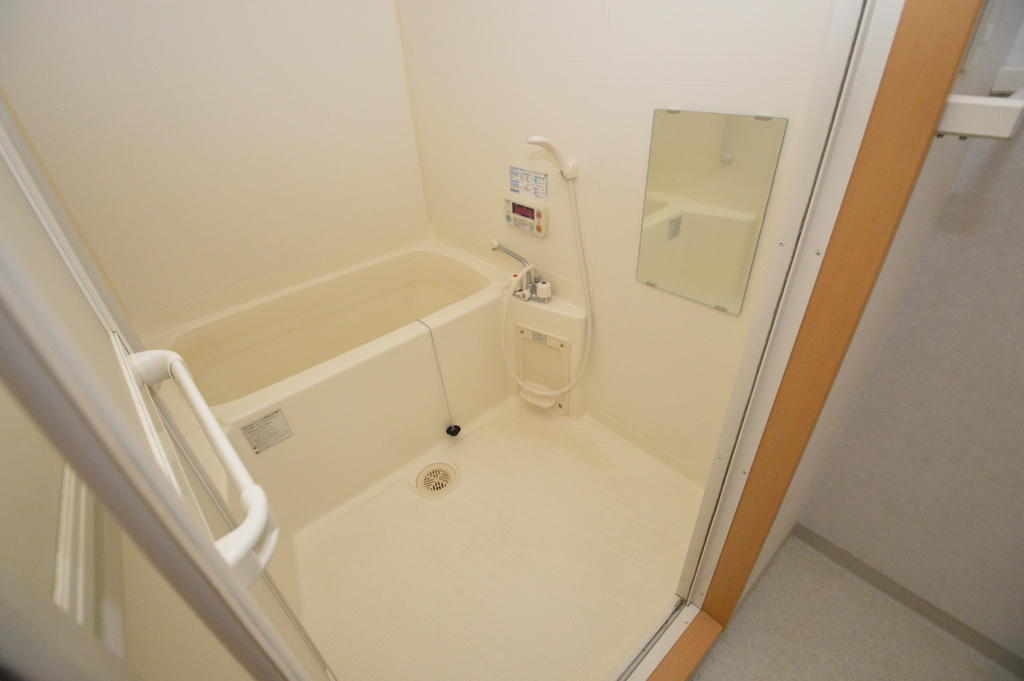 バス・シャワールーム　（参考）他室の写真を使用しています。現況優先となります。