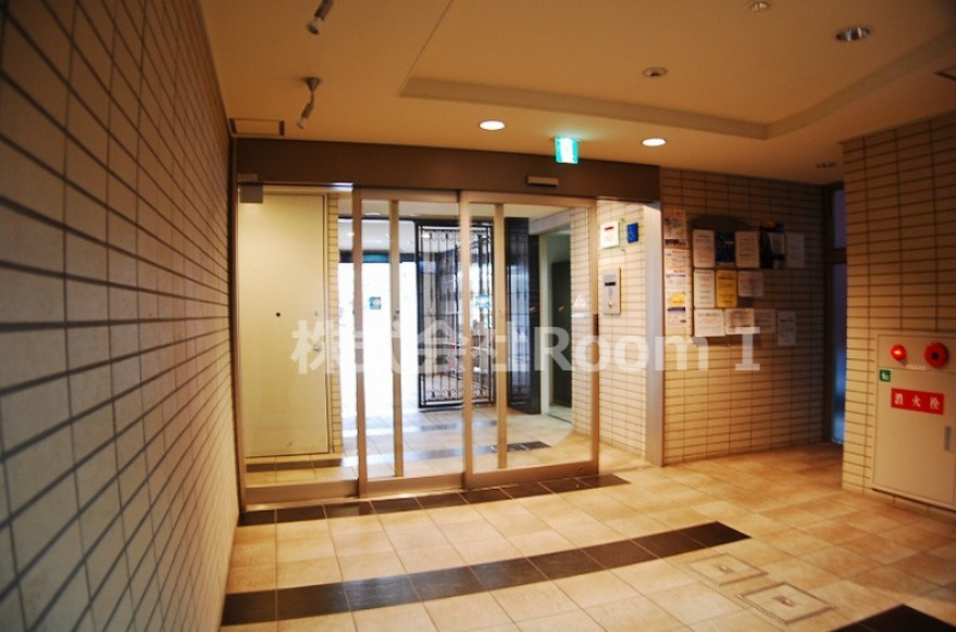 ロビー　落ち着いたロビーです