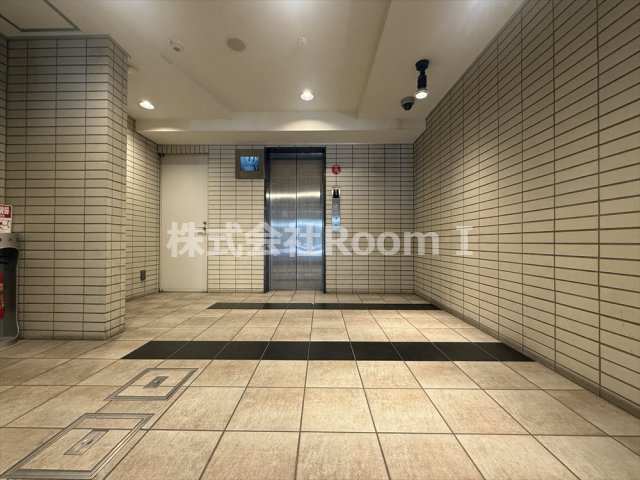 その他共有部分　清潔なエントランスです