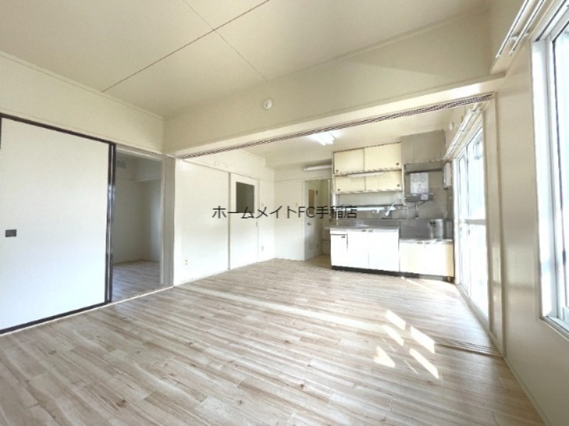 居室・リビング　明るいリビング♪