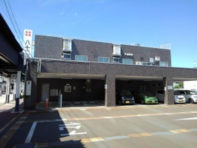 銀行　八十二銀行飯山支店（銀行）まで1800m