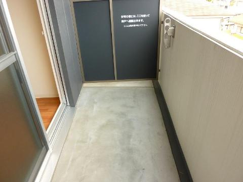 バルコニー　ベランダ