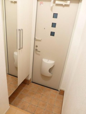 玄関　ゆったりとした玄関です