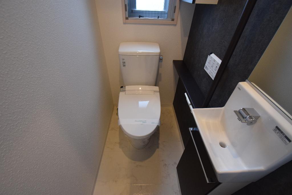 トイレ　シャワー付トイレ