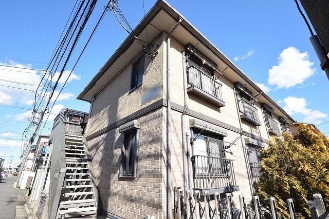 建物外観　★全戸南向き日当たり良好・駅徒歩4分・2005年完成のきれ…