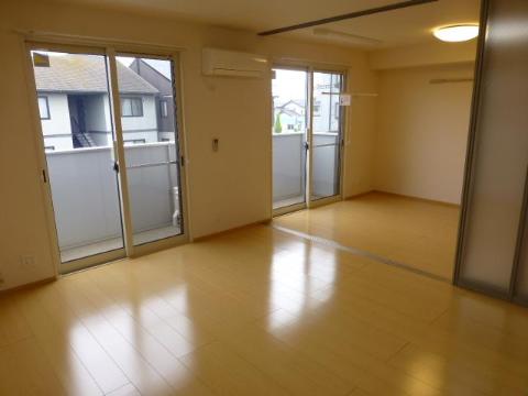 居室・リビング　リビング（イメージ）